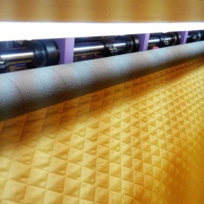Máy đan Multi Needle Lock Stitch Quilting Machine sản xuất cao cho giường và quần áo